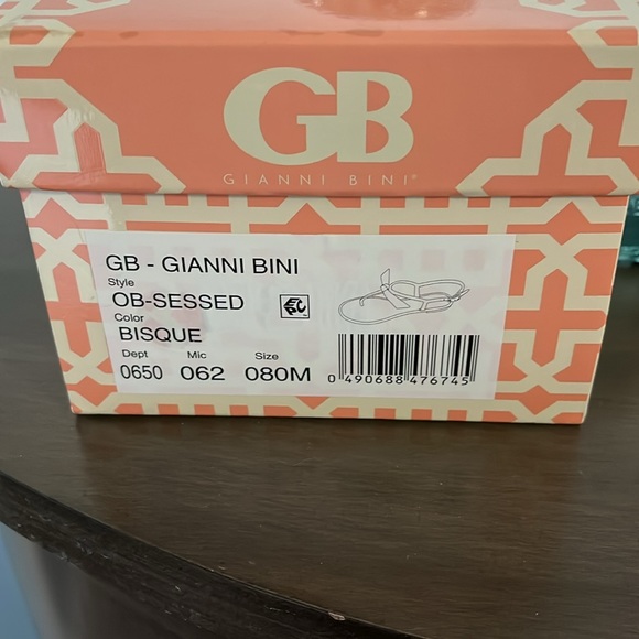 Sandals - Picture 6 of 6